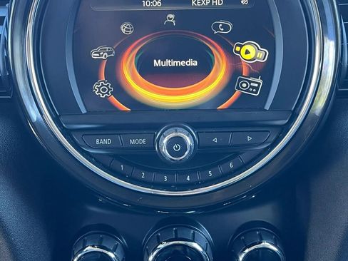 Used 2018 MINI Cooper 2-Door Hardtop FWD image 17