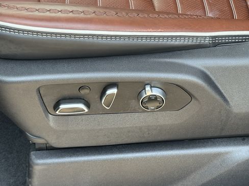 Used 2025 GMC Sierra 1500 Denali Ultimate AWD/4WD image 25