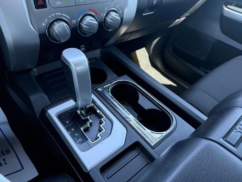 Used 2017 Toyota Tundra SR5 image 23