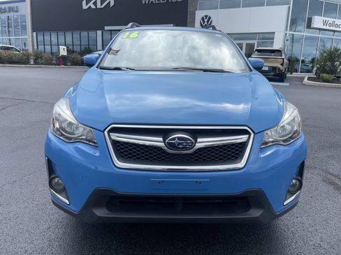 Used 2016 Subaru Crosstrek 2.0i Premium AWD/4WD image 2