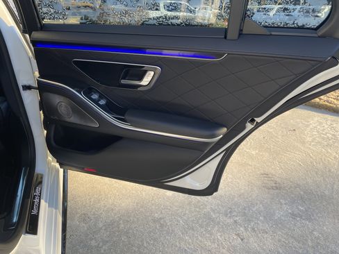 Certified 2022 Mercedes-Benz S 580 4MATIC Sedan image 41