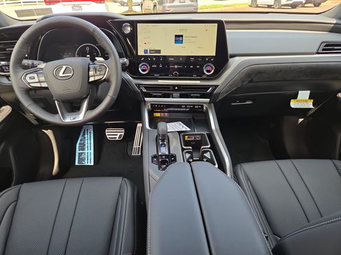 New 2026 Lexus TX 500h AWD image 11