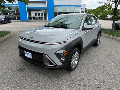 Used 2024 Hyundai Kona SE AWD/4WD image 9
