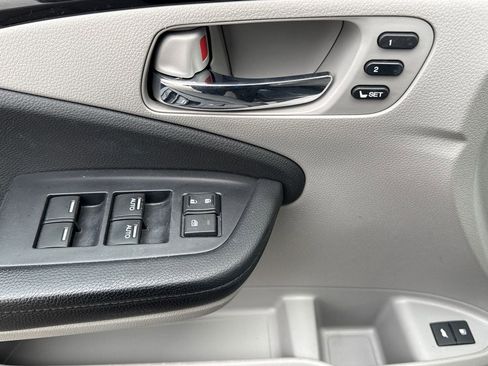 Used 2019 Honda Pilot Elite image 24