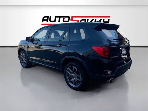Used 2023 Honda Passport EX-L image 5