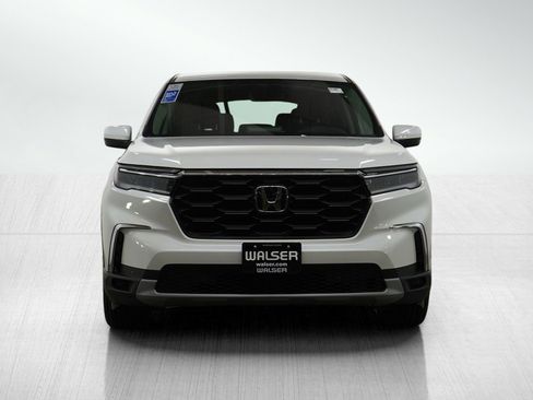 Used 2023 Honda Pilot EX-L image 8