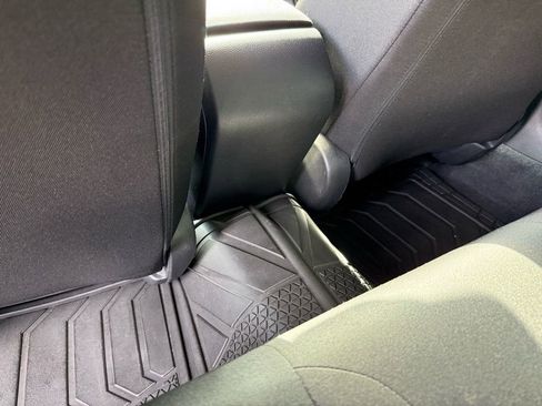 Used 2022 Honda Civic LX image 28