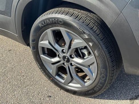 Certified 2024 Kia Seltos S FWD image 6