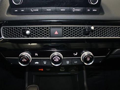 Used 2023 Honda Civic Sport image 16