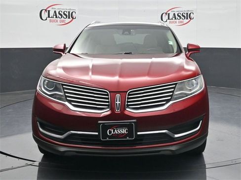 Used 2018 Lincoln MKX Reserve w/ Lincoln MKX Climate Package image 4