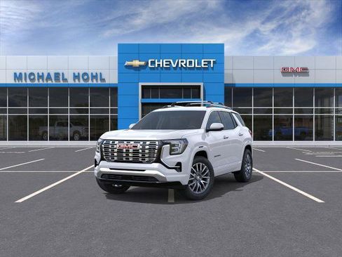 New 2026 GMC Terrain Denali w/ LPO, Black Badging Package image 8