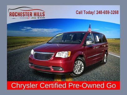 Certified 2016 Chrysler Town & Country Touring-L w/ Driver Convenience Group