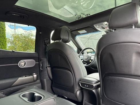 Used 2023 Genesis GV60 Performance AWD/4WD image 23