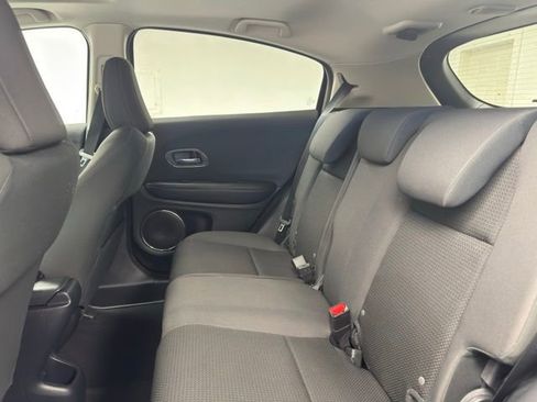 Used 2022 Honda HR-V EX image 13