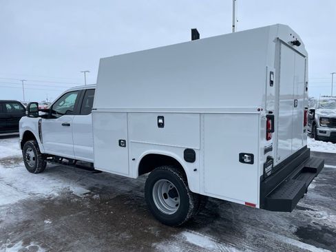 New 2026 Ford F350 XL w/ XL Chrome Package AWD/4WD image 5