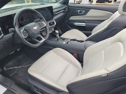 Certified 2025 Ford Mustang Premium image 7