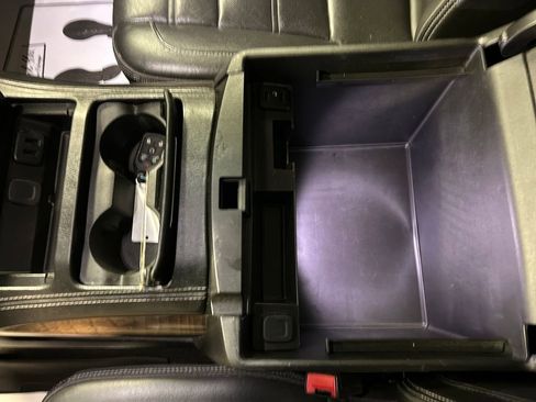 Used 2018 GMC Yukon XL Denali w/ Open Road Package image 21