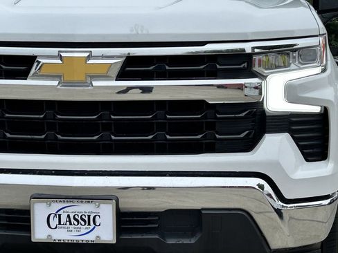 Used 2025 Chevrolet Silverado 1500 LT RWD image 10