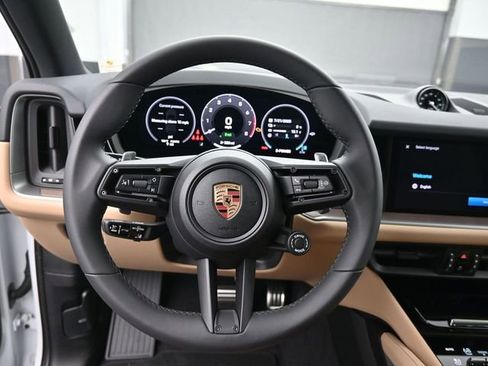 New 2025 Porsche Cayenne S AWD/4WD image 10