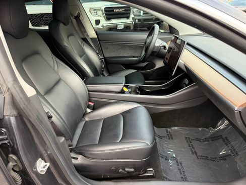 Used 2019 Tesla Model 3 Long Range AWD/4WD image 21