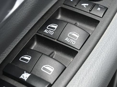 Used 2022 RAM 1500 Big Horn AWD/4WD image 13