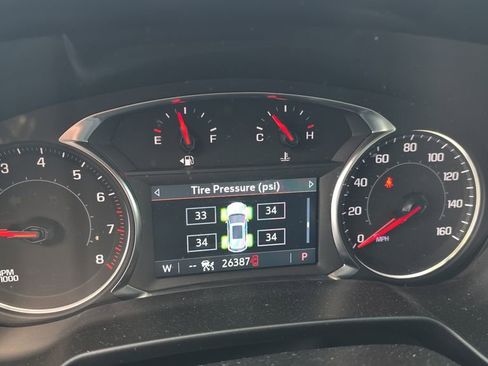 Used 2024 Chevrolet Blazer LT w/ Convenience Package FWD image 12