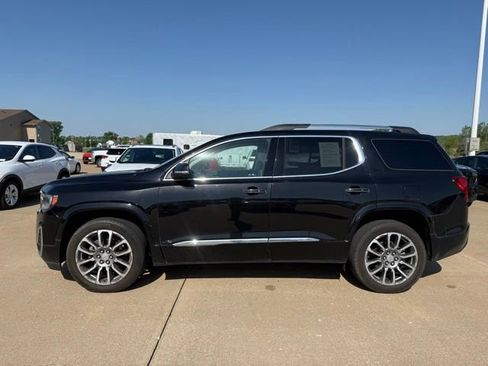 Used 2023 GMC Acadia Denali w/ Denali Ultimate Package AWD/4WD image 6