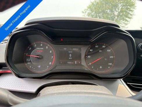 Used 2024 Chevrolet Trax RS w/ Sunroof Package FWD image 16