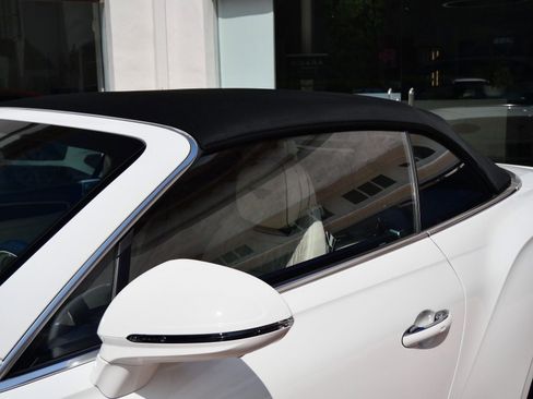 Used 2024 Bentley Continental GT Azure AWD/4WD image 10