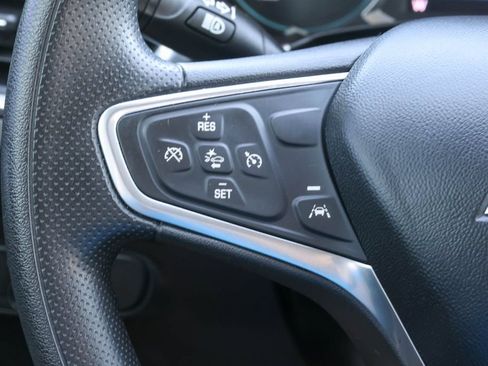 Used 2022 Chevrolet Equinox LT FWD image 19