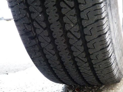 Used 2024 Chevrolet Express 2500 w/ Driver Convenience Package image 33