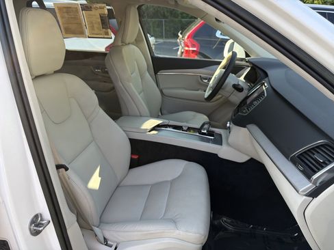 Certified 2023 Volvo XC90 B5 Core w/ Protection Package Premier AWD/4WD image 35