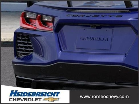 New 2025 Chevrolet Corvette Stingray Preferred Cpe w/ Z51 Performance Package image 15