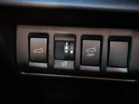 Used 2024 Subaru Outback Premium AWD/4WD image 26
