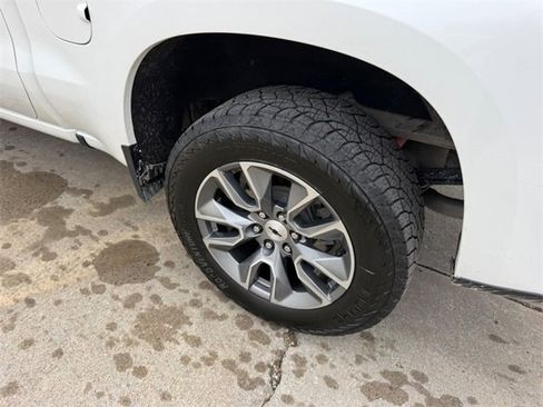 Used 2021 Chevrolet Silverado 1500 RST image 6