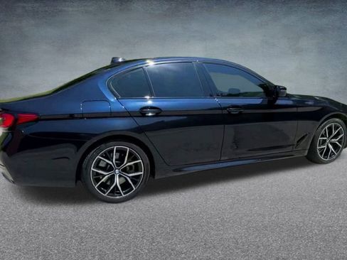 Used 2022 BMW 540i xDrive w/ M Sport Package image 28