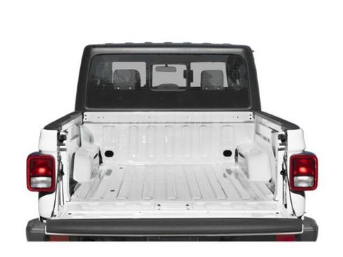 Used 2025 Jeep Gladiator Sport AWD/4WD image 6