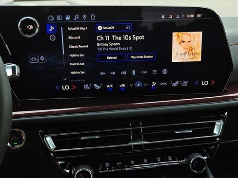 New 2026 Chevrolet Traverse RS w/ LPO, Floor Liner Package image 15