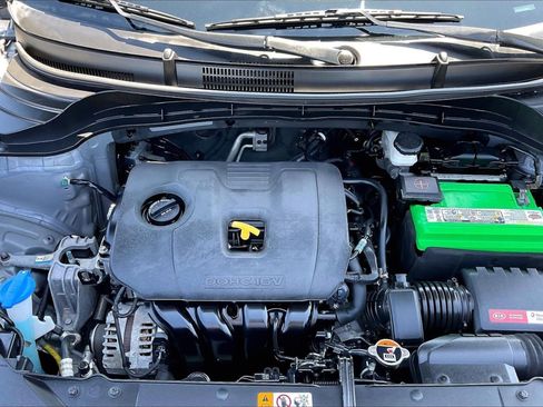 Used 2022 Kia Soul LX w/ Technology Package FWD image 10