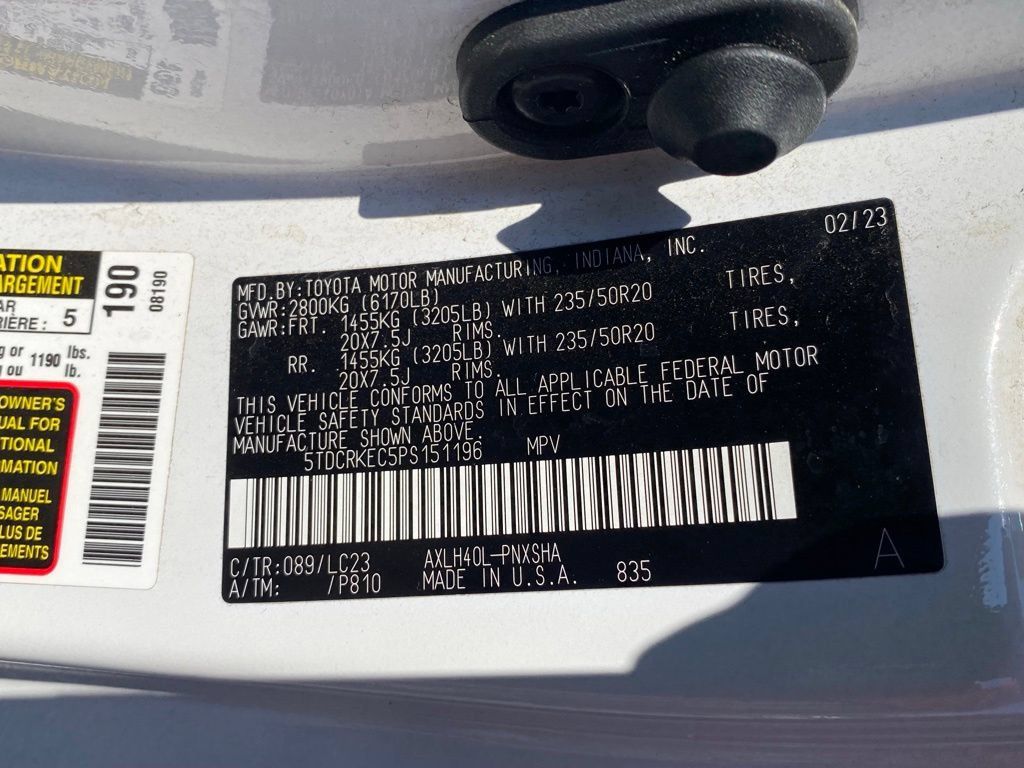 Used 2023 Toyota Sienna XSE FWD image 20