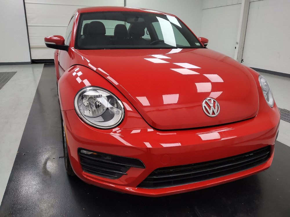 Used 2019 Volkswagen Beetle 2.0T S FWD image 14