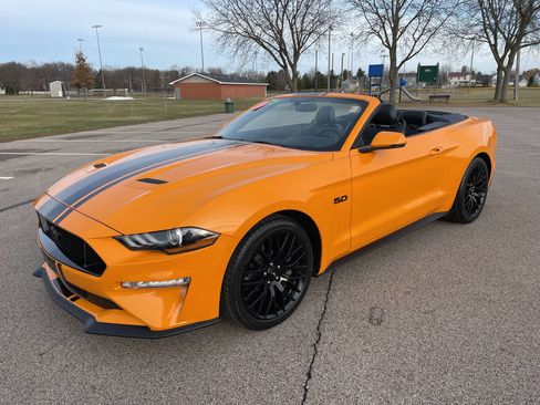 Used 2018 Ford Mustang GT Premium w/ GT Performance Package image 18