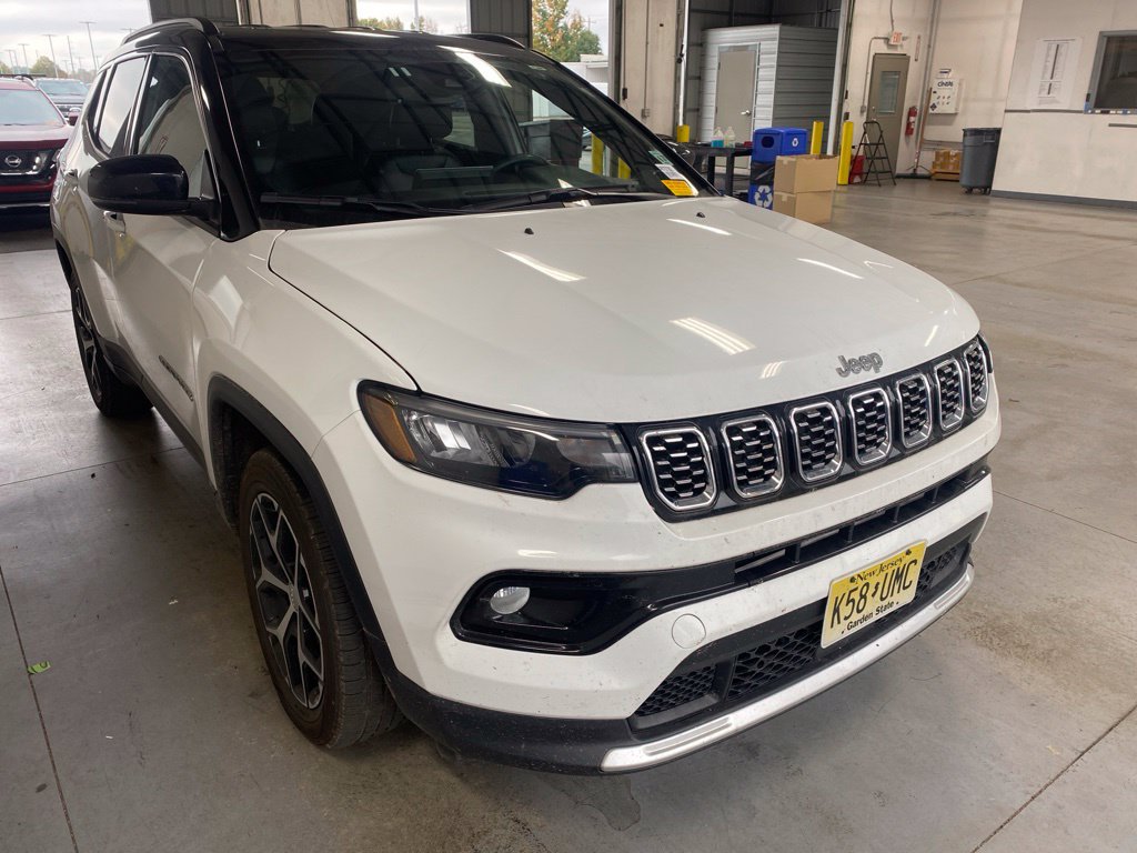 Used 2024 Jeep Compass Limited AWD/4WD image 1