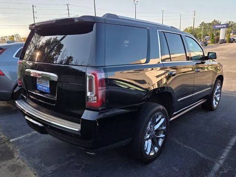 Used 2019 GMC Yukon Denali w/ Denali Ultimate Package AWD/4WD image 4