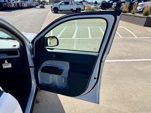 New 2025 Ford Maverick XLT w/ XLT Luxury Package image 19