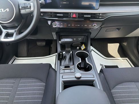 New 2026 Kia K5 LXS FWD image 25