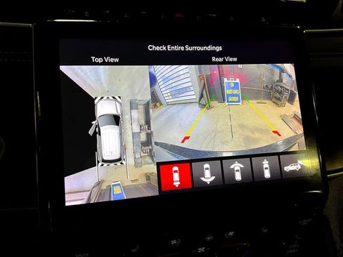 Used 2021 Jeep Grand Cherokee L Limited w/ Luxury Tech Group II image 20