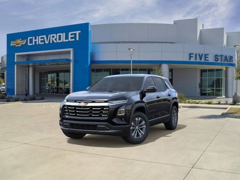 New 2026 Chevrolet Equinox LT w/ Safety and Technology Package FWD image 8
