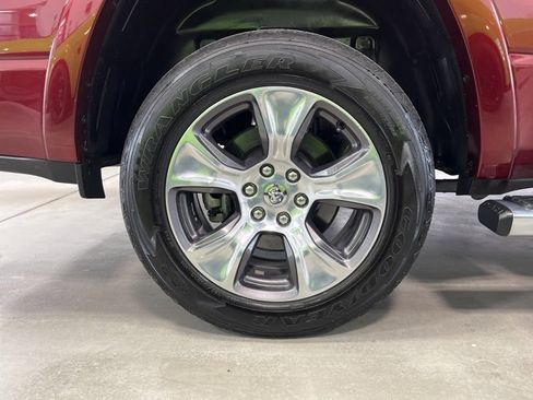 Certified 2019 RAM 1500 Laramie image 10