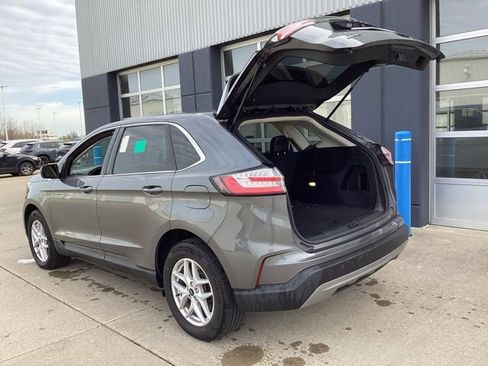 Used 2022 Ford Edge SEL image 12